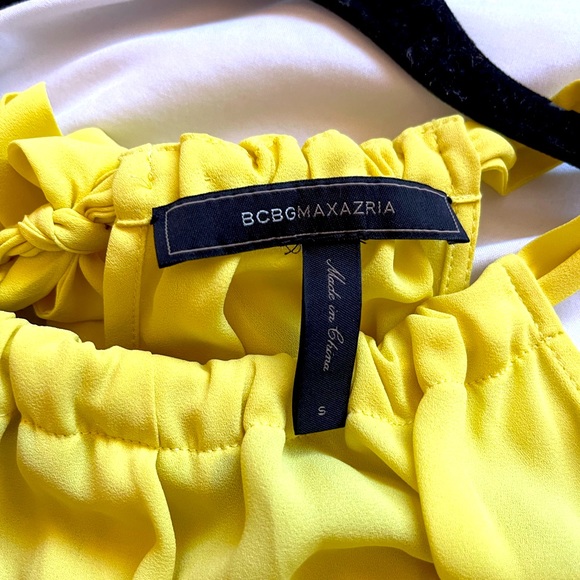 BCBG yellow blouse - Picture 2 of 4